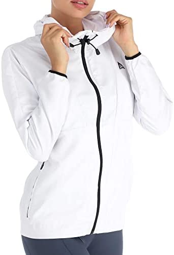 Teragu Hooded Windbreaker Jacket – Monte Bianco – Women, 100% Recycled Plastic Polyester, Water Resistant.